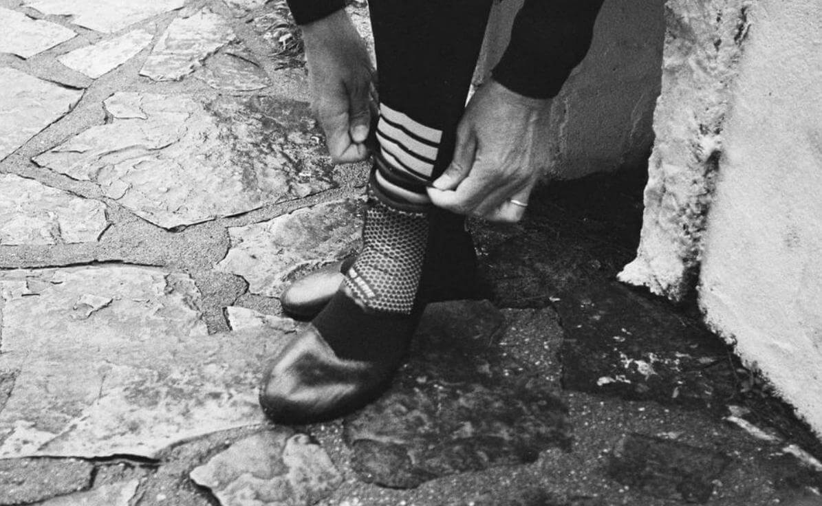 CHAUSSONS, GANTS & CAGOULES